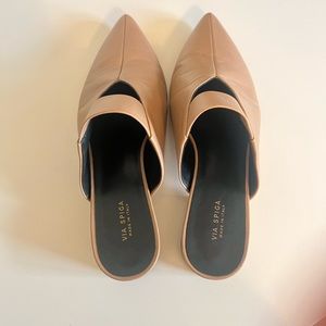 Via Spiga “Drina” Cutout Italian Leather Slides (6.5)